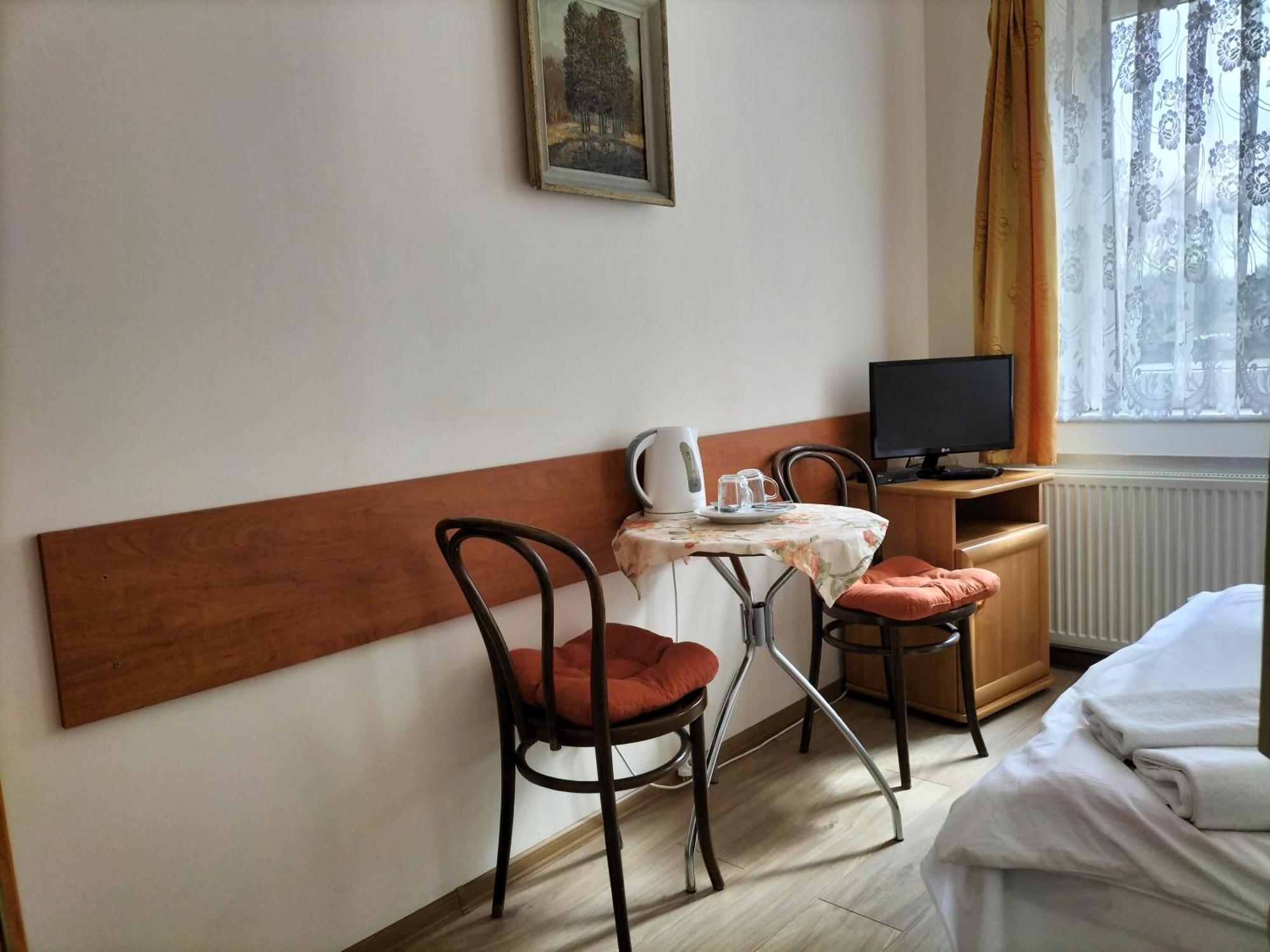 Gosciniec U Zawierki Łódź Buitenkant foto